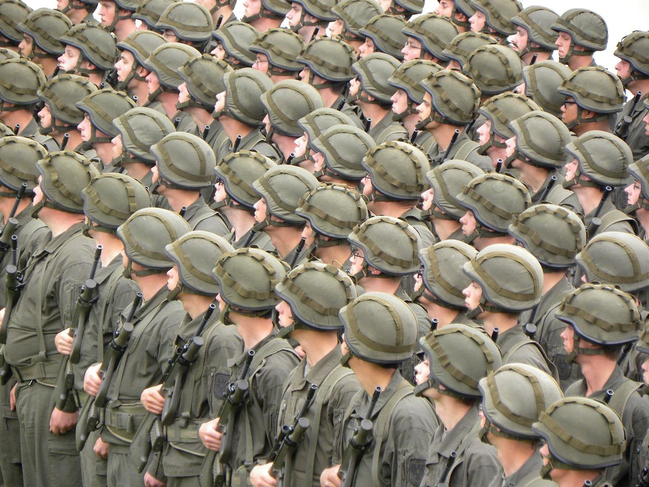 Kara za niezgłoszenie wyjazdu za granicę w kontekście służby wojskowej