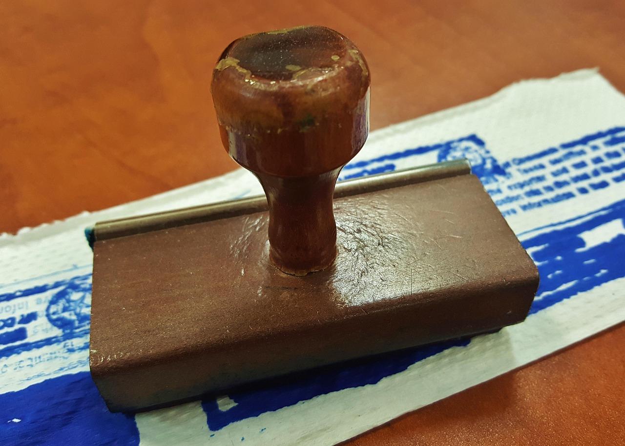 Testament notarialny a prawo do zachowku: co warto wiedzieć?