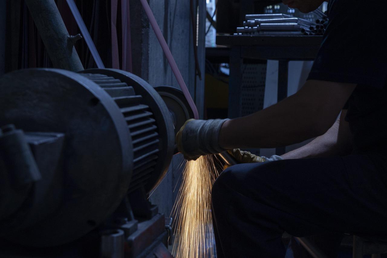 Zwolnienie Pracownika na Świadczeniu Rehabilitacyjnym a Ochrona Przedemerytalna w 2017 Roku